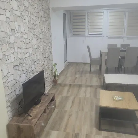 Golden * Valjevo